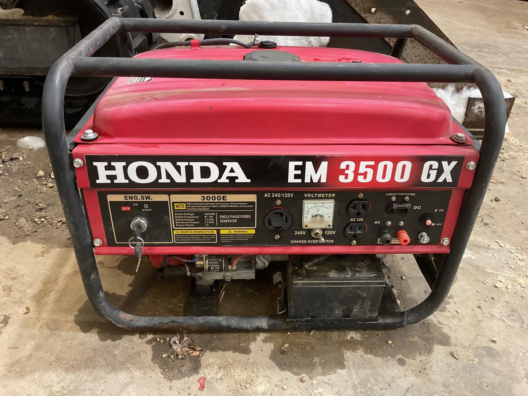 Honda EM3500GX Equipment Image0