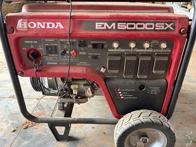 Image of Honda EM5000SX equipment image 4