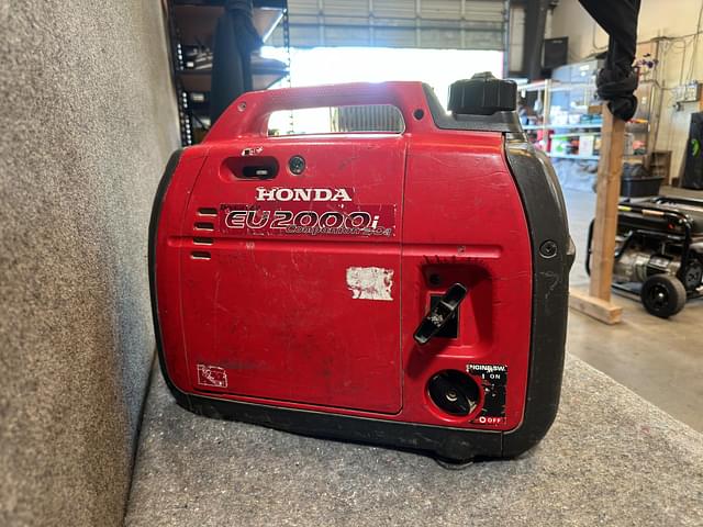 Image of Honda EU2000i equipment image 2