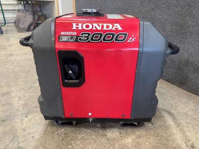 Image of Honda EU3000is equipment image 4