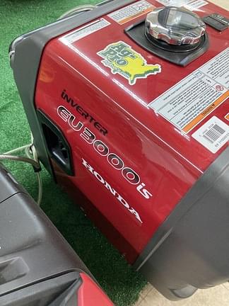 2022 Honda EU3000is Equipment Image0