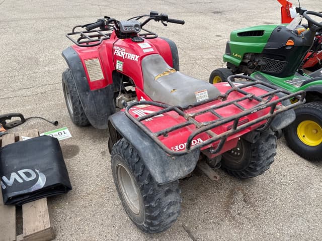 Image of Honda Fourtrax 300 equipment image 3