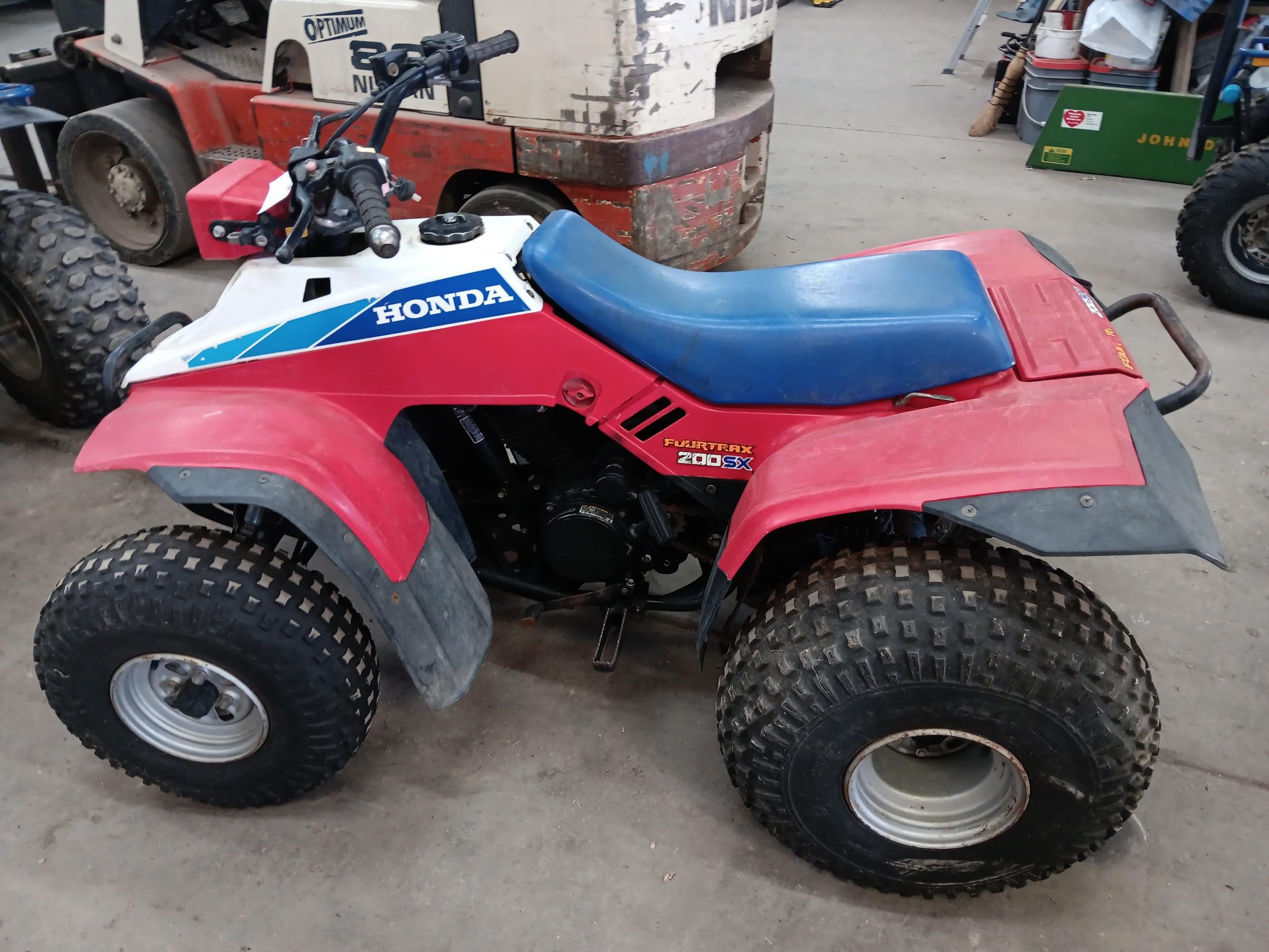 Main image Honda FOURTRAX 200SX