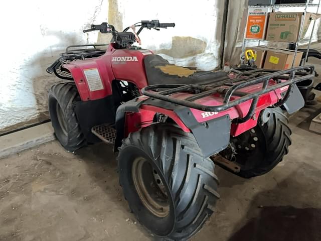 Image of Honda Fourtrax 300 equipment image 2