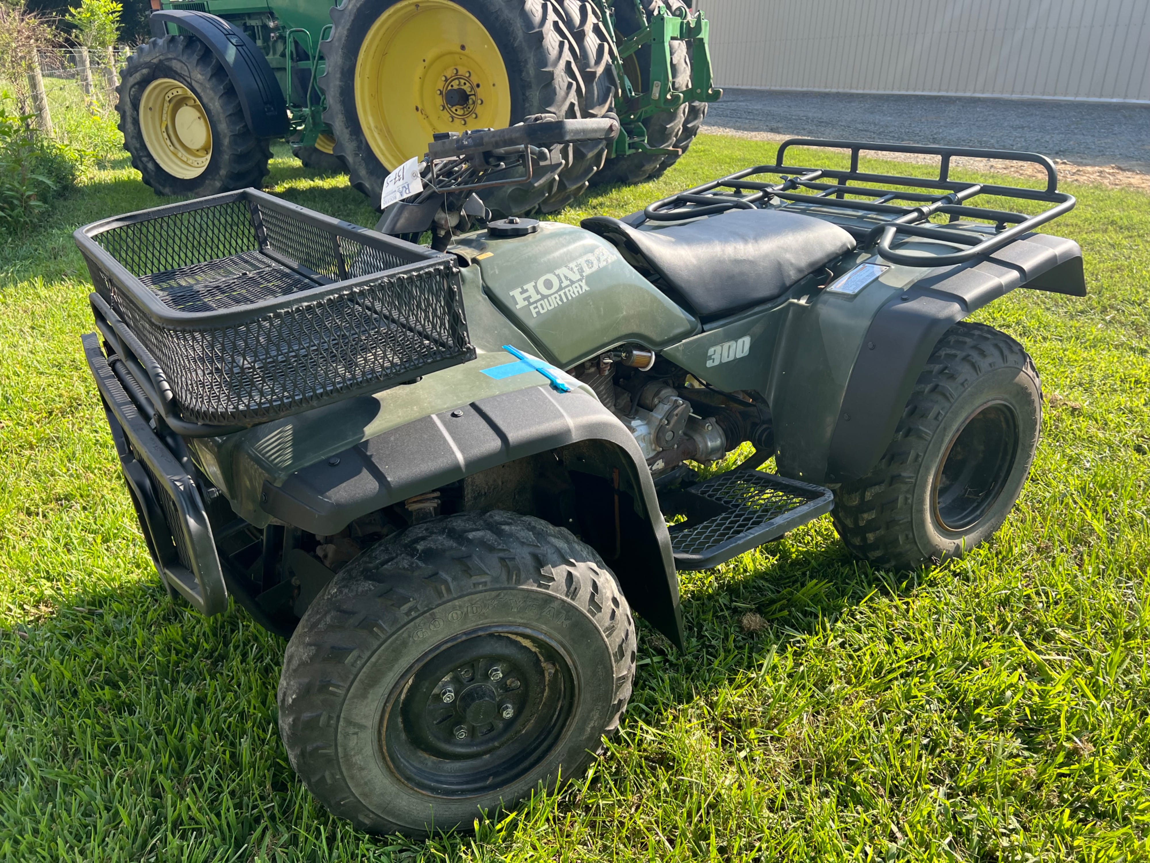 Main image Honda Fourtrax 300