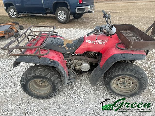 Image of Honda Fourtrax 300 equipment image 2