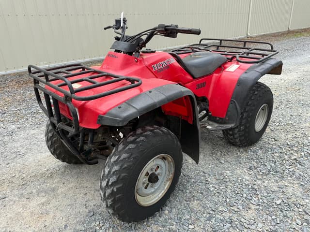Image of Honda Fourtrax 300 equipment image 3