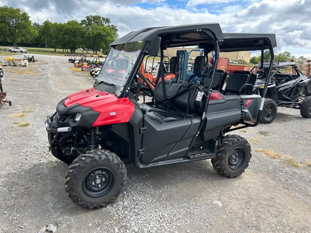 Image of Honda Pioneer 700 equipment image 1