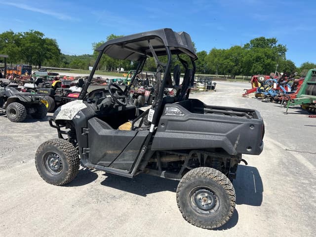 Image of Honda Pioneer 700 equipment image 1