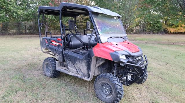 Image of Honda Pioneer 700 equipment image 2