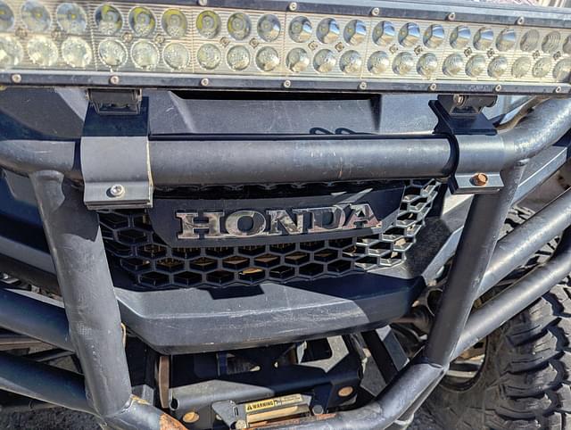 Image of Honda Pioneer 700 equipment image 2