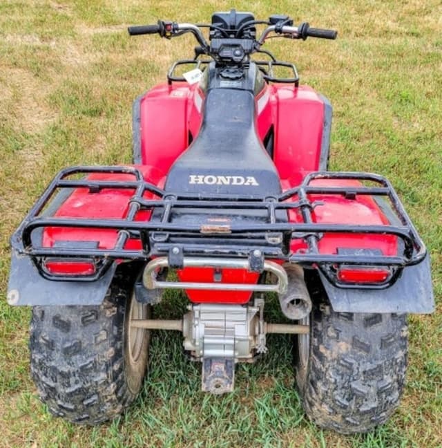 Image of Honda TRX200 equipment image 4