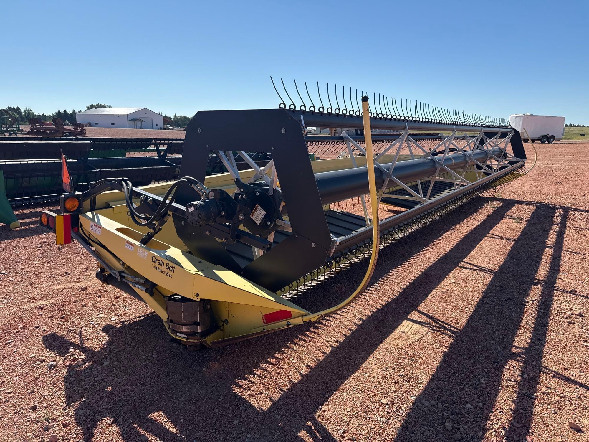 Honey Bee ST30 Equipment Image0