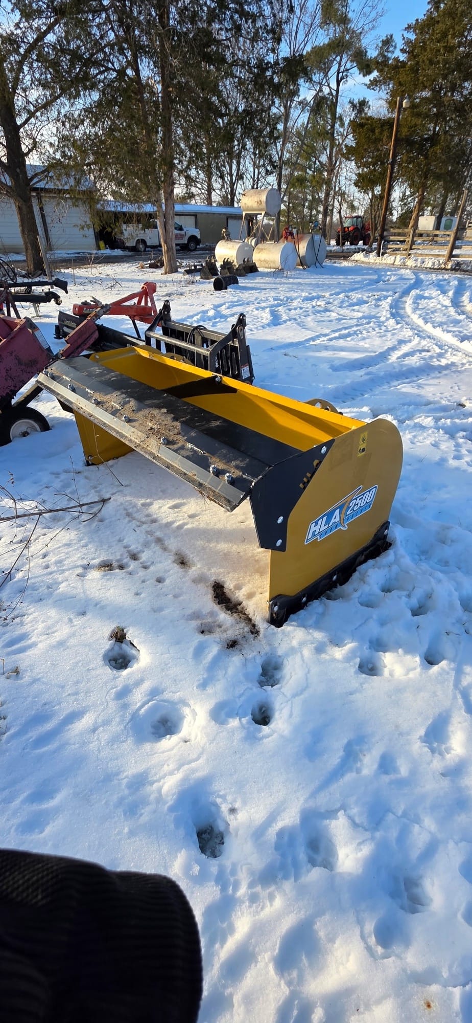 HLA 2500 Equipment Image0