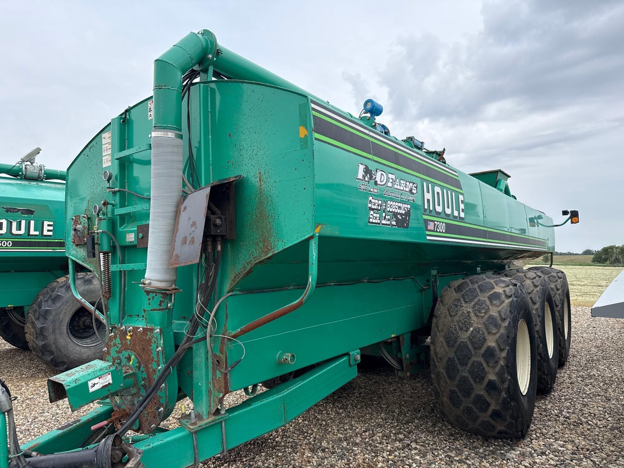 Houle 7300 Equipment Image0