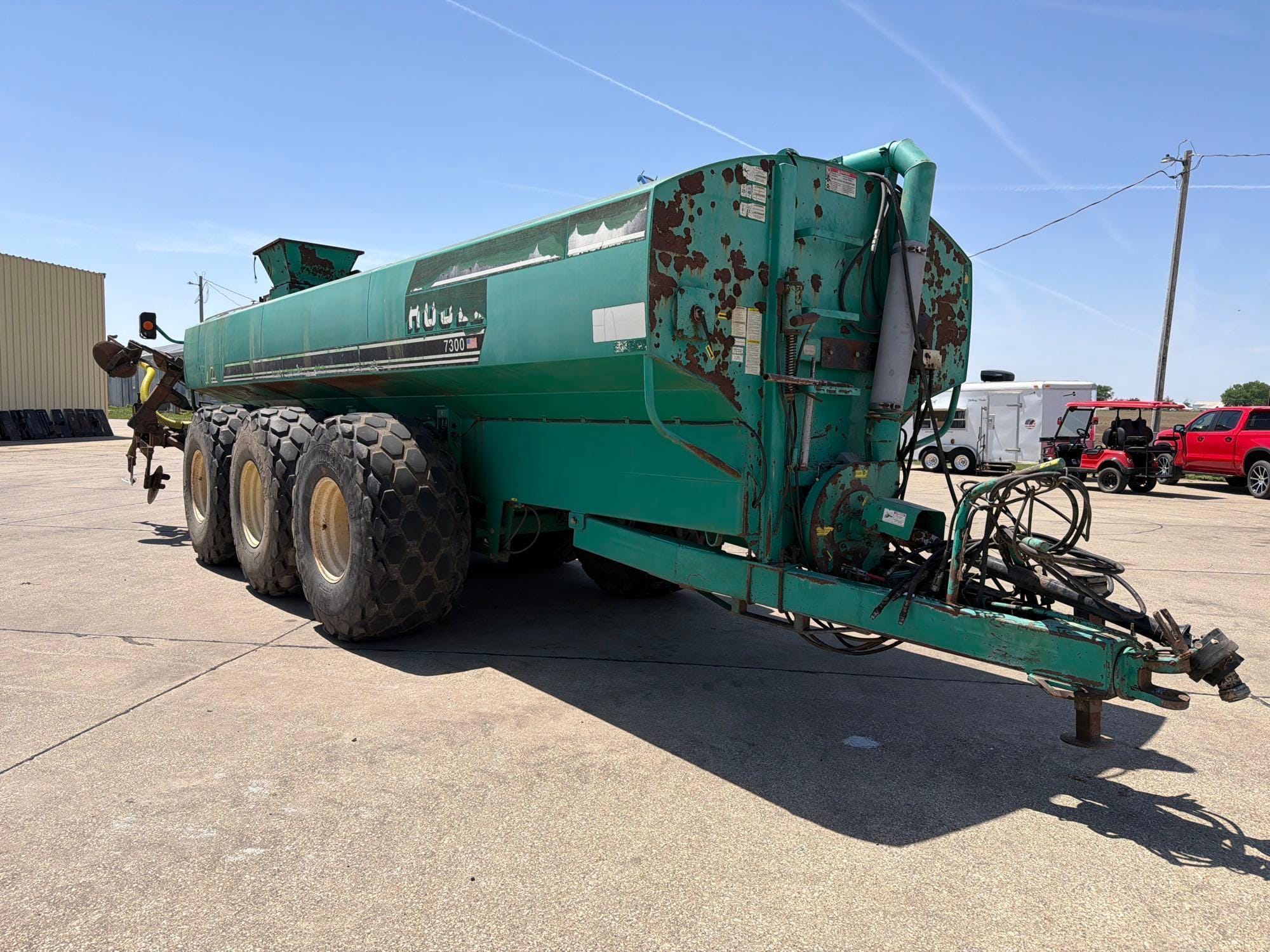 Houle 7300 Equipment Image0