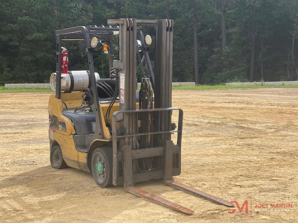 Caterpillar C5000 Equipment Image0