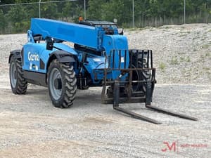 2017 Genie GTH-844 Image
