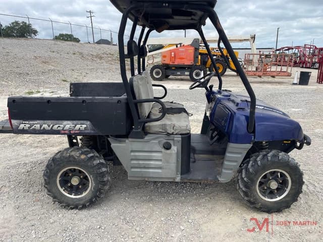 Image of Polaris Ranger 700 equipment image 1