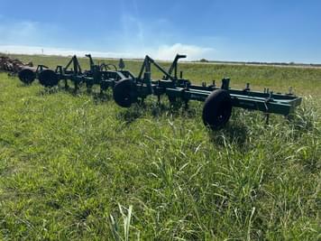 Main image House Industries 302