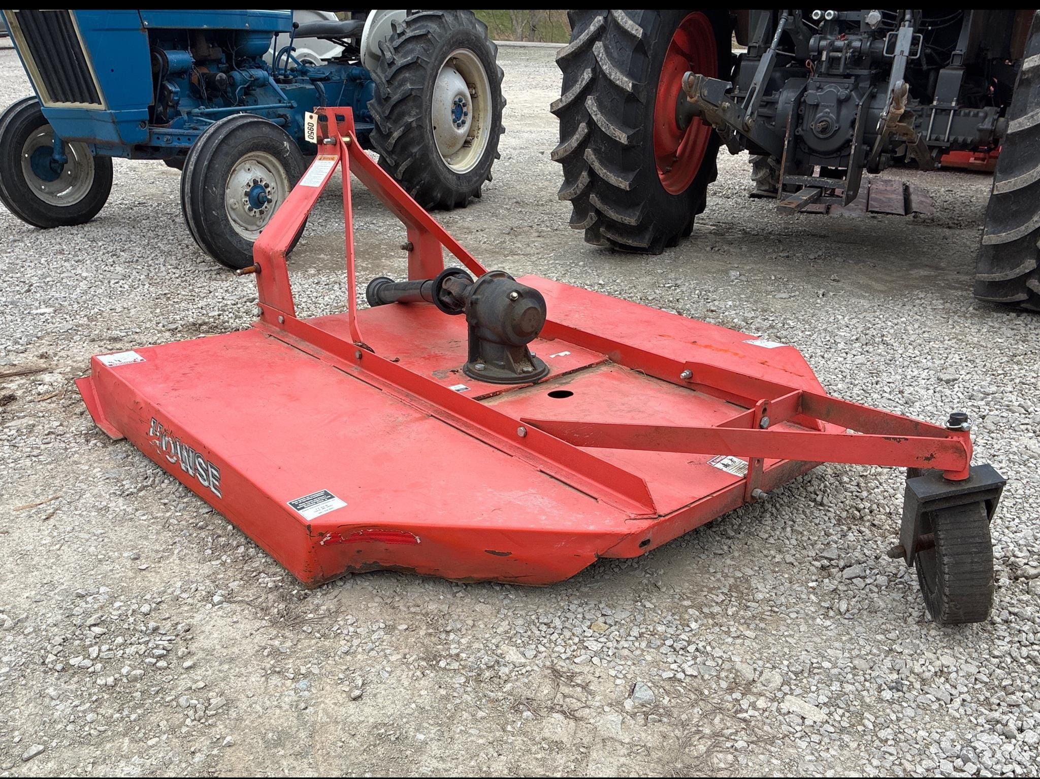 Howse 602S Equipment Image0