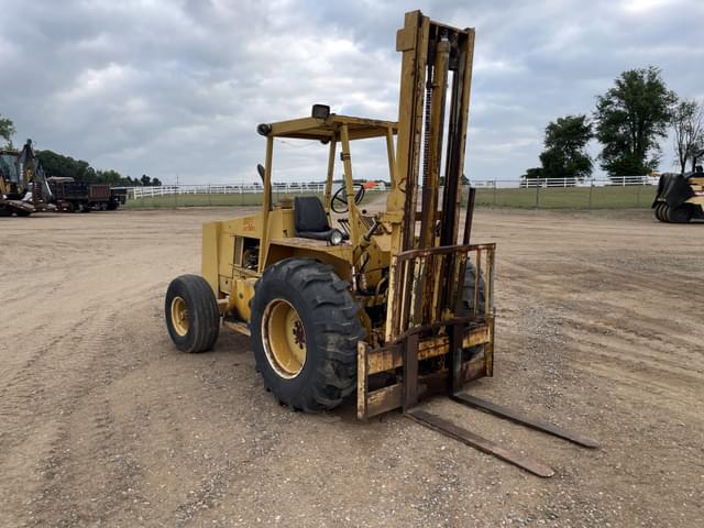 Image of Hull 706E equipment image 3