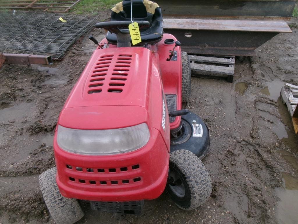 Huskee LT4200 Equipment Image0