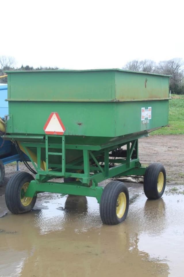 Image of Huskee 165 equipment image 2