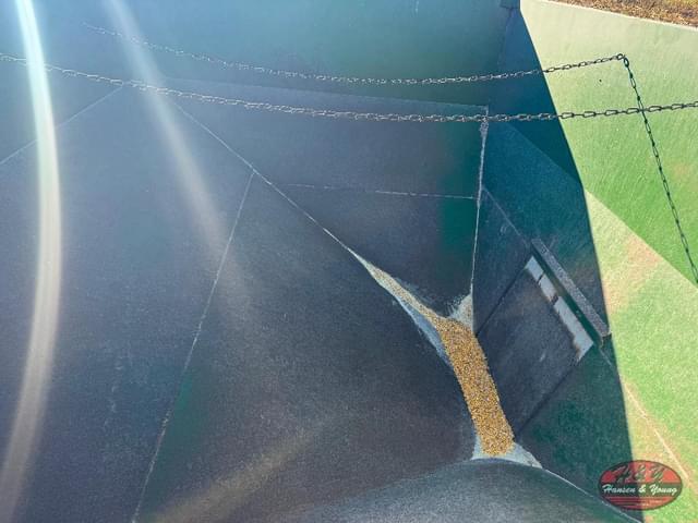 Image of Huskee 225 equipment image 3