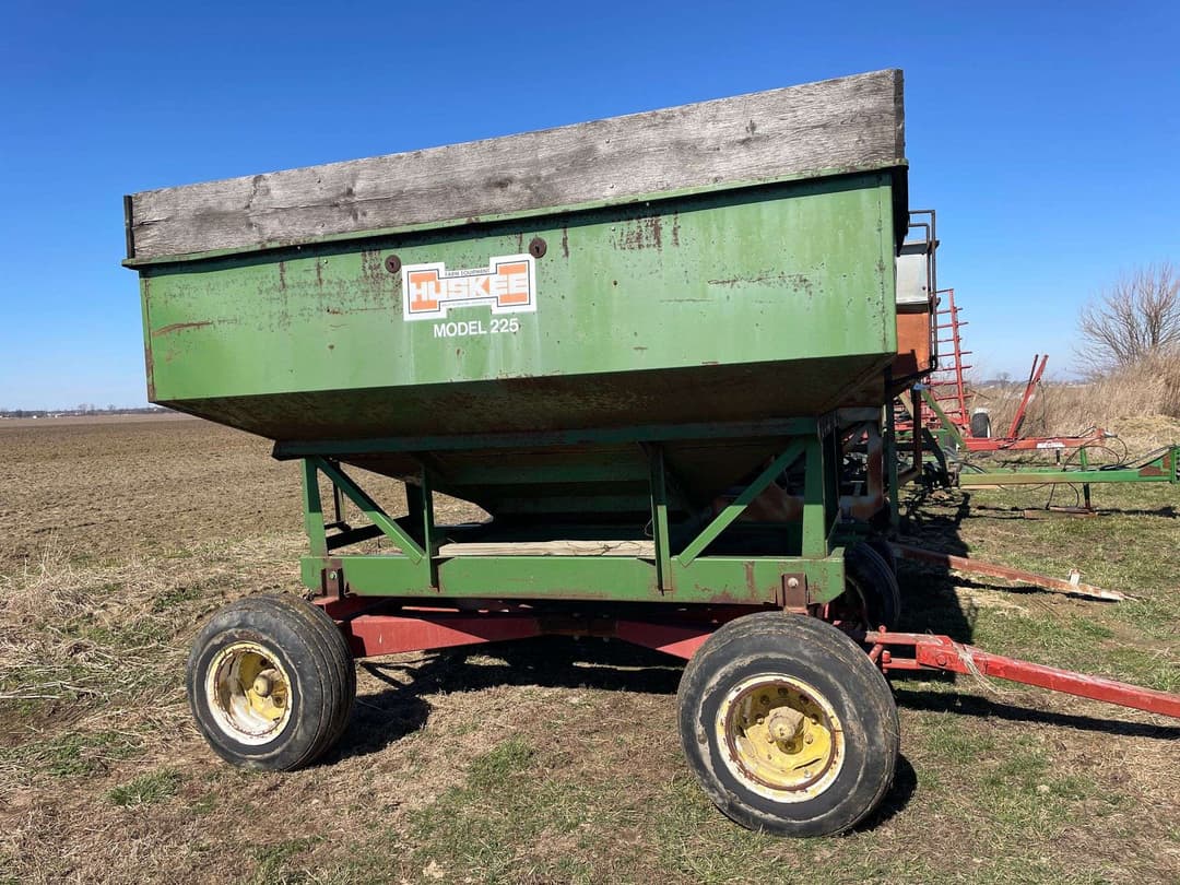 Image of Huskee 225 Primary image