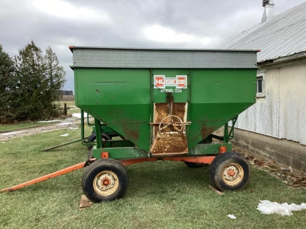 Huskee 225 Equipment Image0