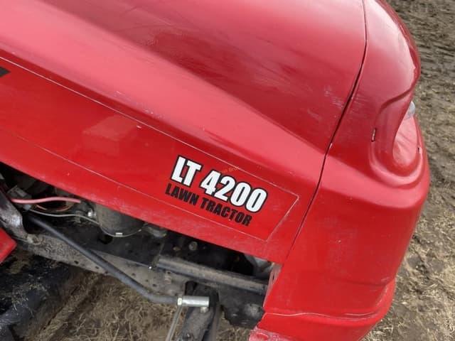 Image of Huskee LT4200 equipment image 2