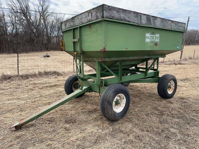 Image of Huskee 165 equipment image 1