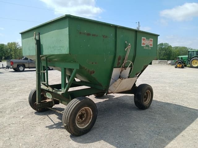 Image of Huskee 225 equipment image 3