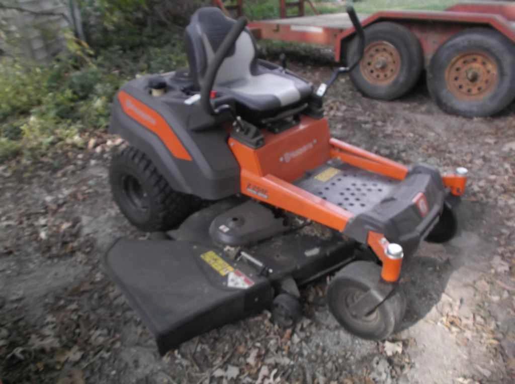 Image of Husqvarna Z254F Image 1