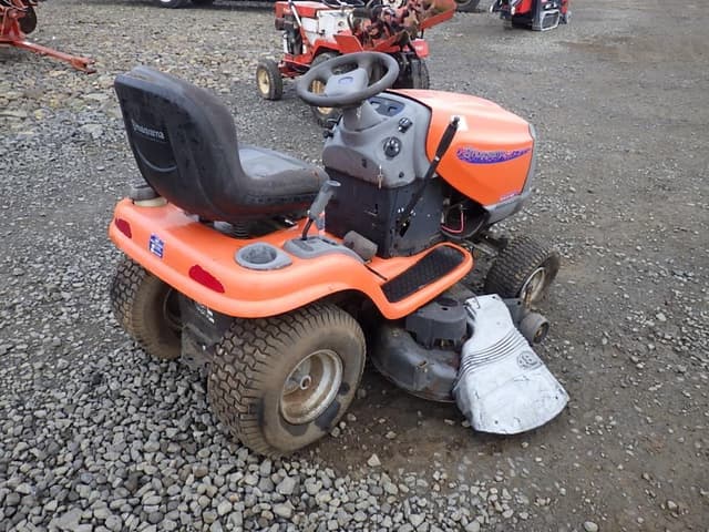 Image of Husqvarna YTH2448 equipment image 4