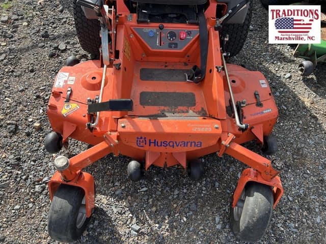 Image of Husqvarna IZ5223 equipment image 3