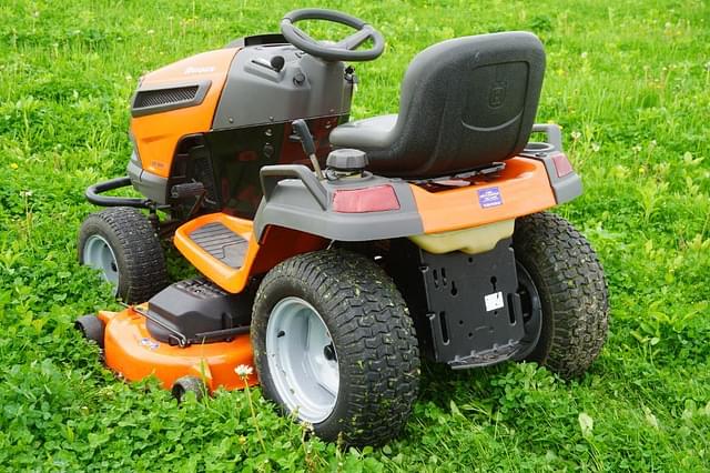 Image of Husqvarna LGT2654 equipment image 2