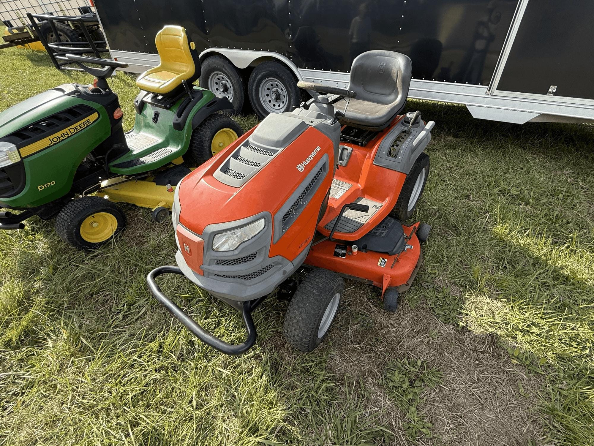 Husqvarna LGT2654 Equipment Image0