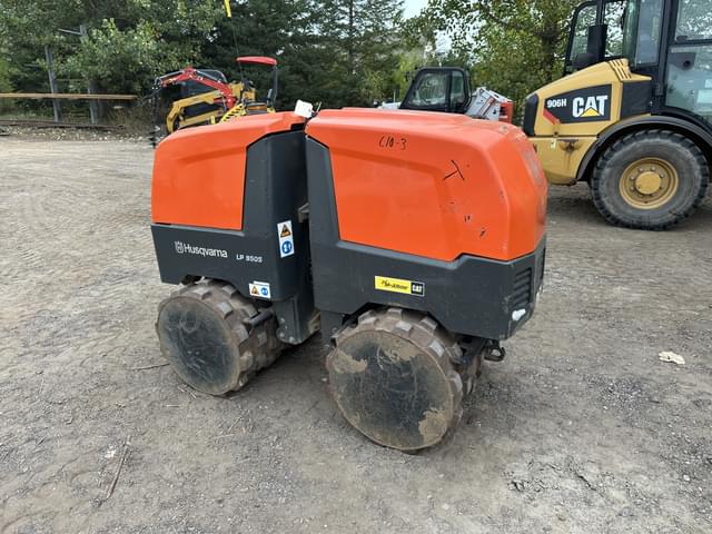 Image of Husqvarna LP9505 equipment image 2
