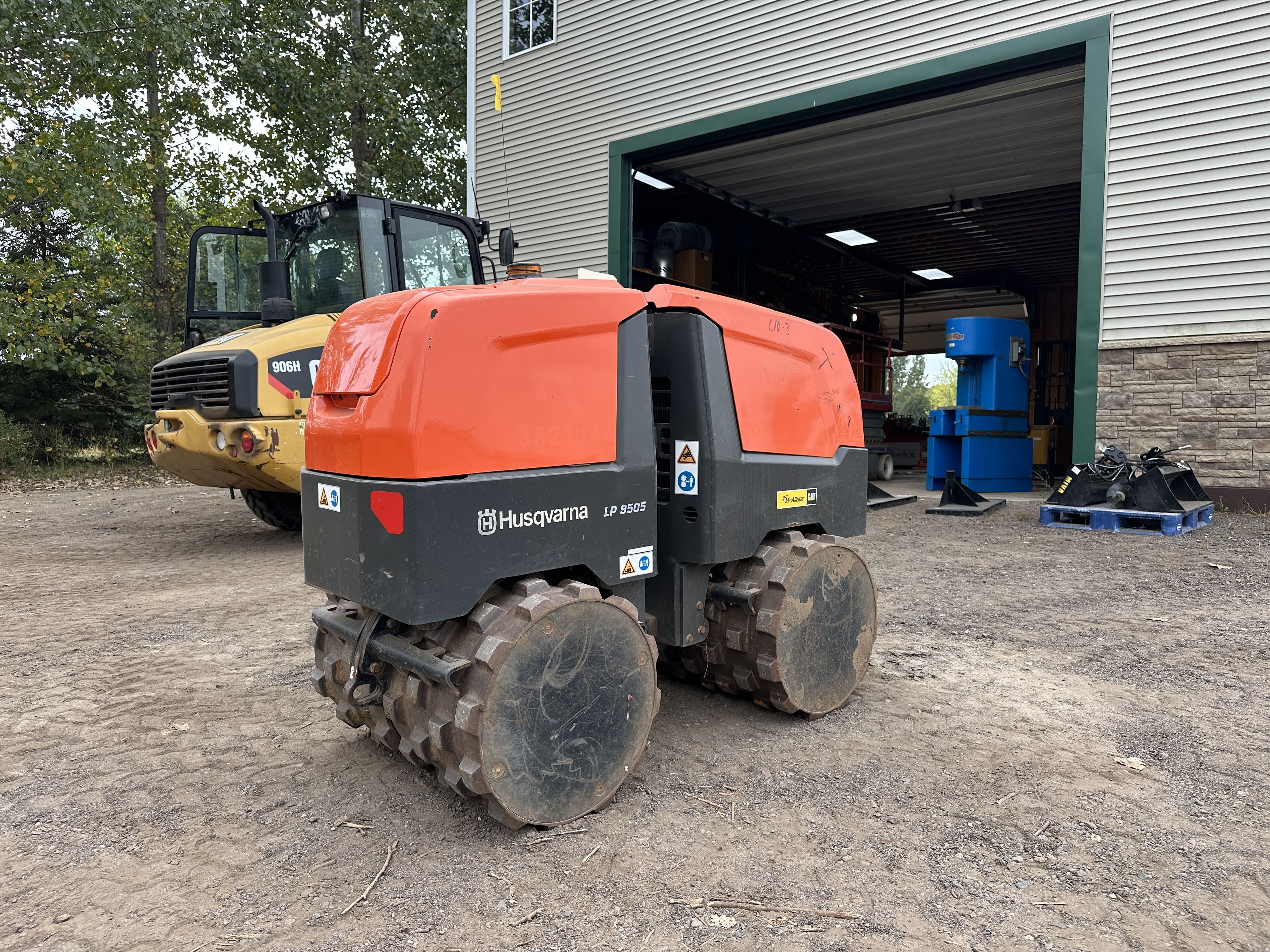 Husqvarna LP9505 Equipment Image0