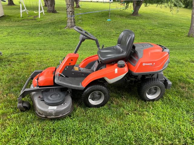 Image of Husqvarna R220T equipment image 1