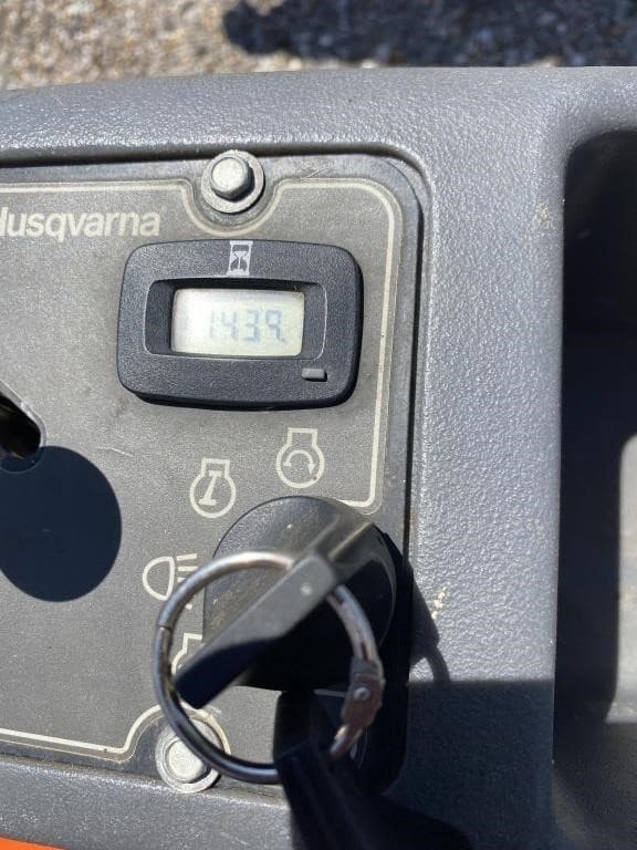 Image of Husqvarna MZ6128 equipment image 3