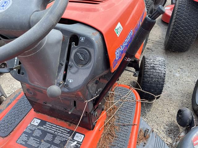 Image of Husqvarna YTH1842 equipment image 2