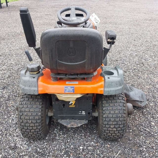 Image of Husqvarna YTH24K48 equipment image 4