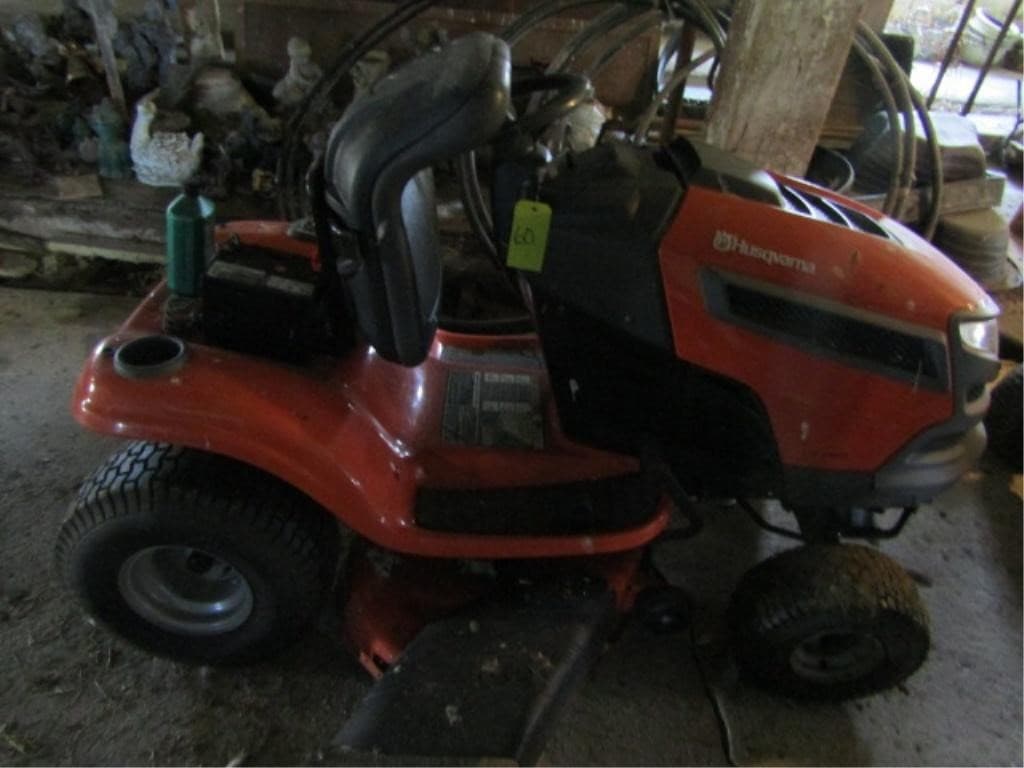 Image of Husqvarna YTH18542 Image 1
