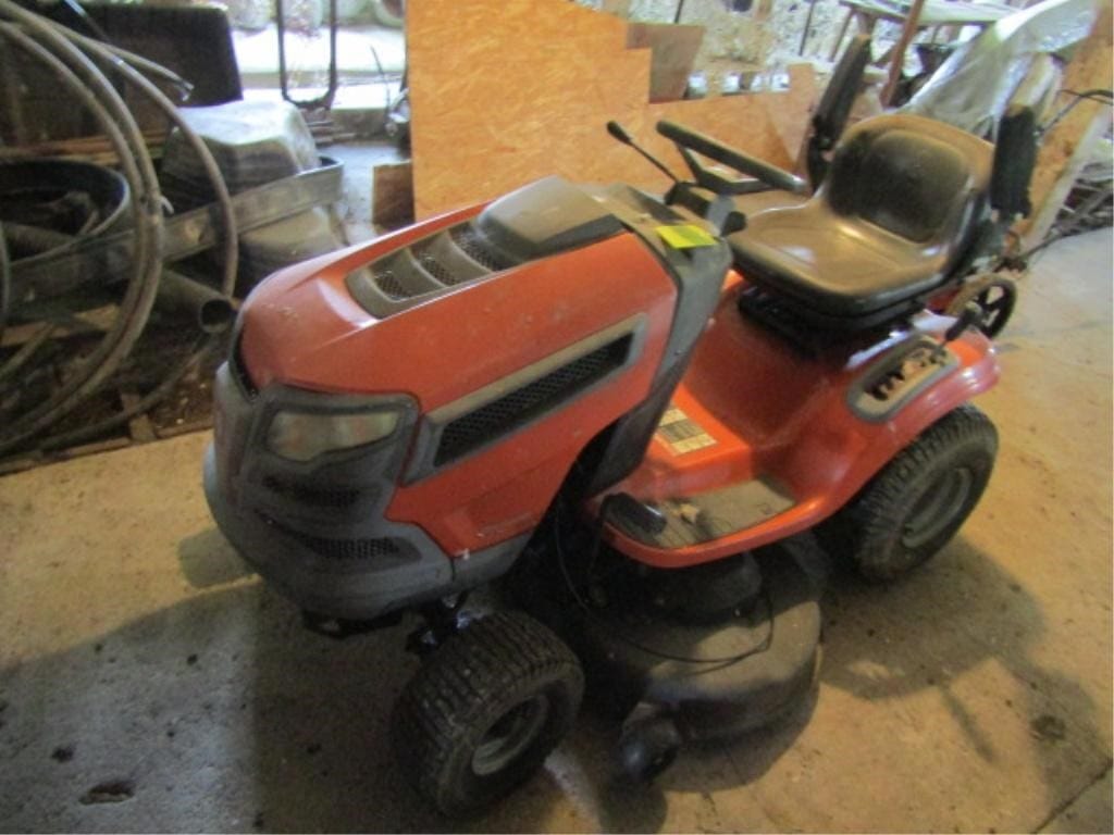 Husqvarna YTH21K46 Equipment Image0