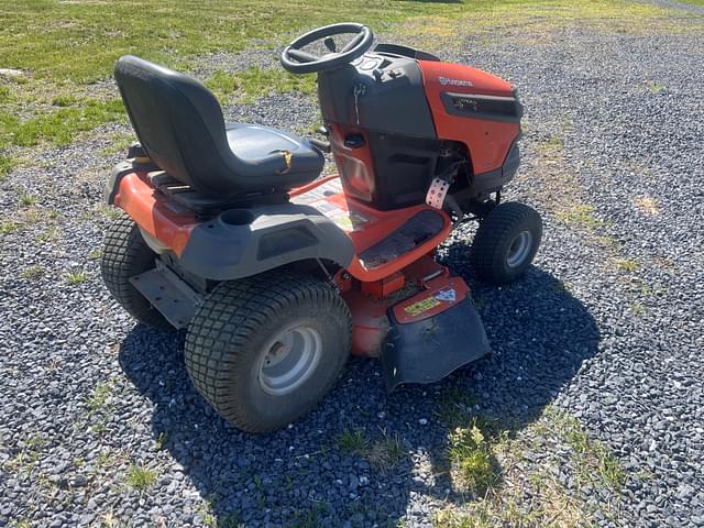 Image of Husqvarna YT42DXLS equipment image 4