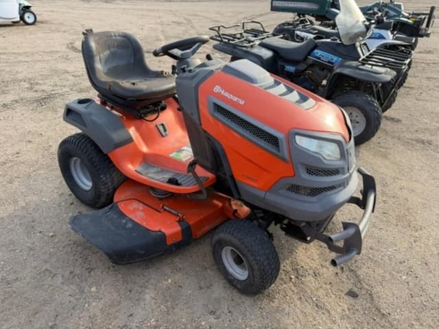 Image of Husqvarna YT42DXLS equipment image 2