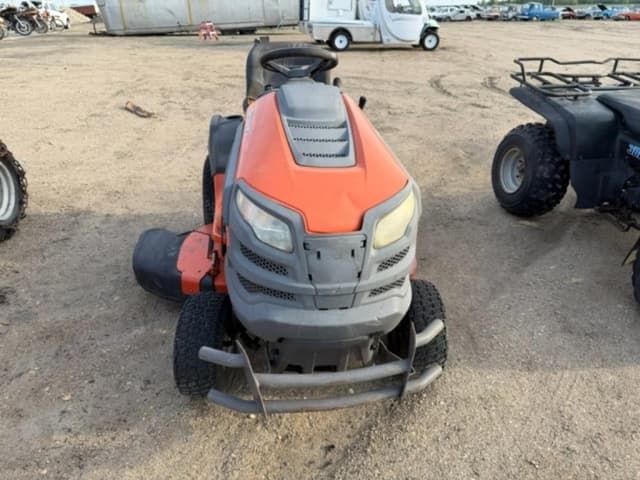 Image of Husqvarna YT42DXLS equipment image 1